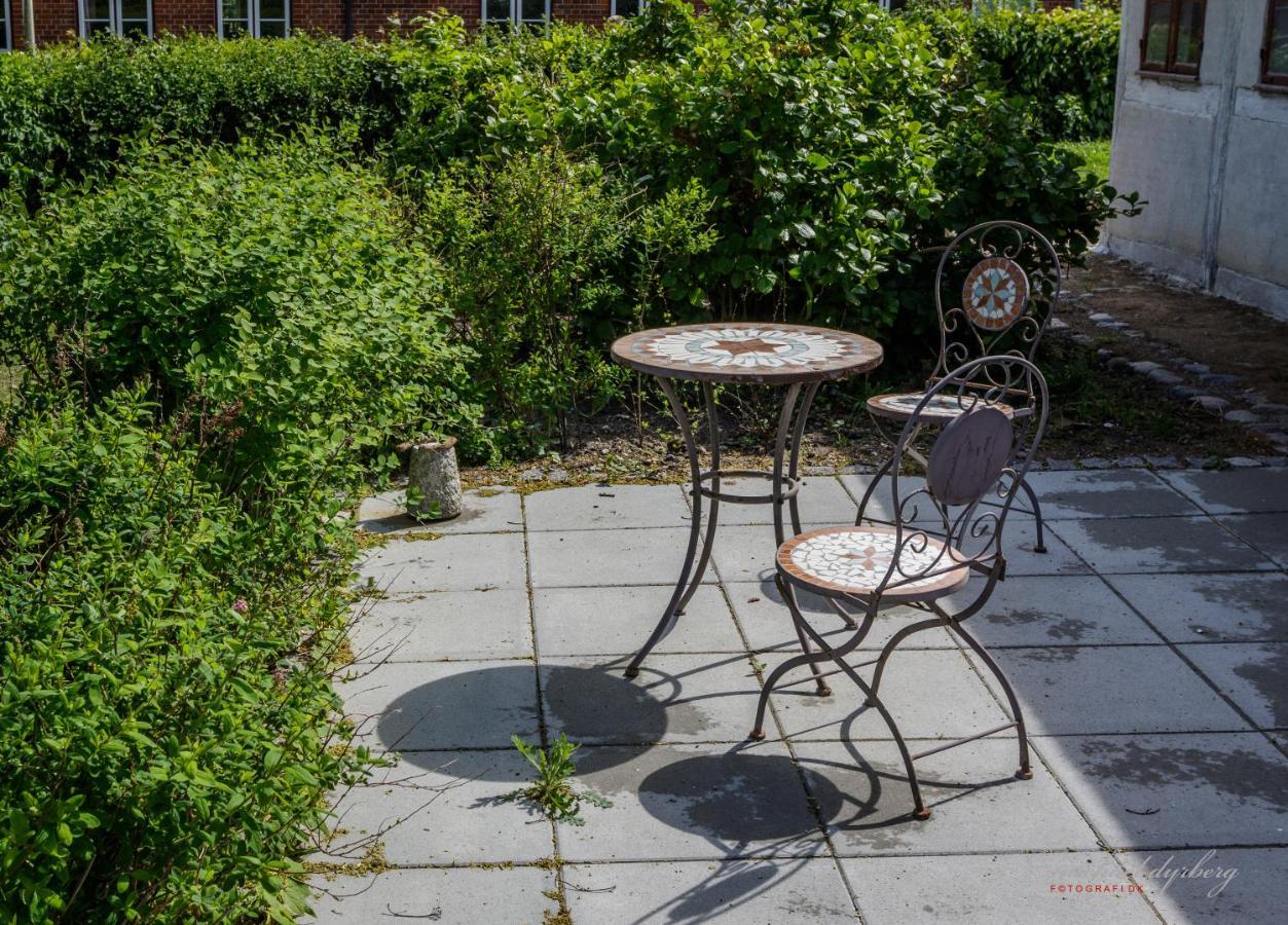 Ragnhilds Gard, Hostel Nyord Bagian luar foto